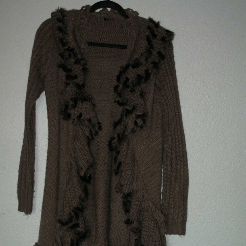 Cozy "mane" sweater!